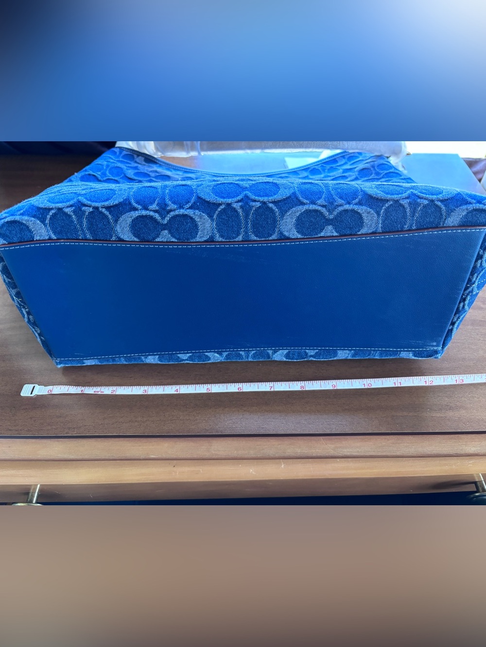 Coach Laurel Blue and Tan Shoulder Bag - Picture 3 of 11